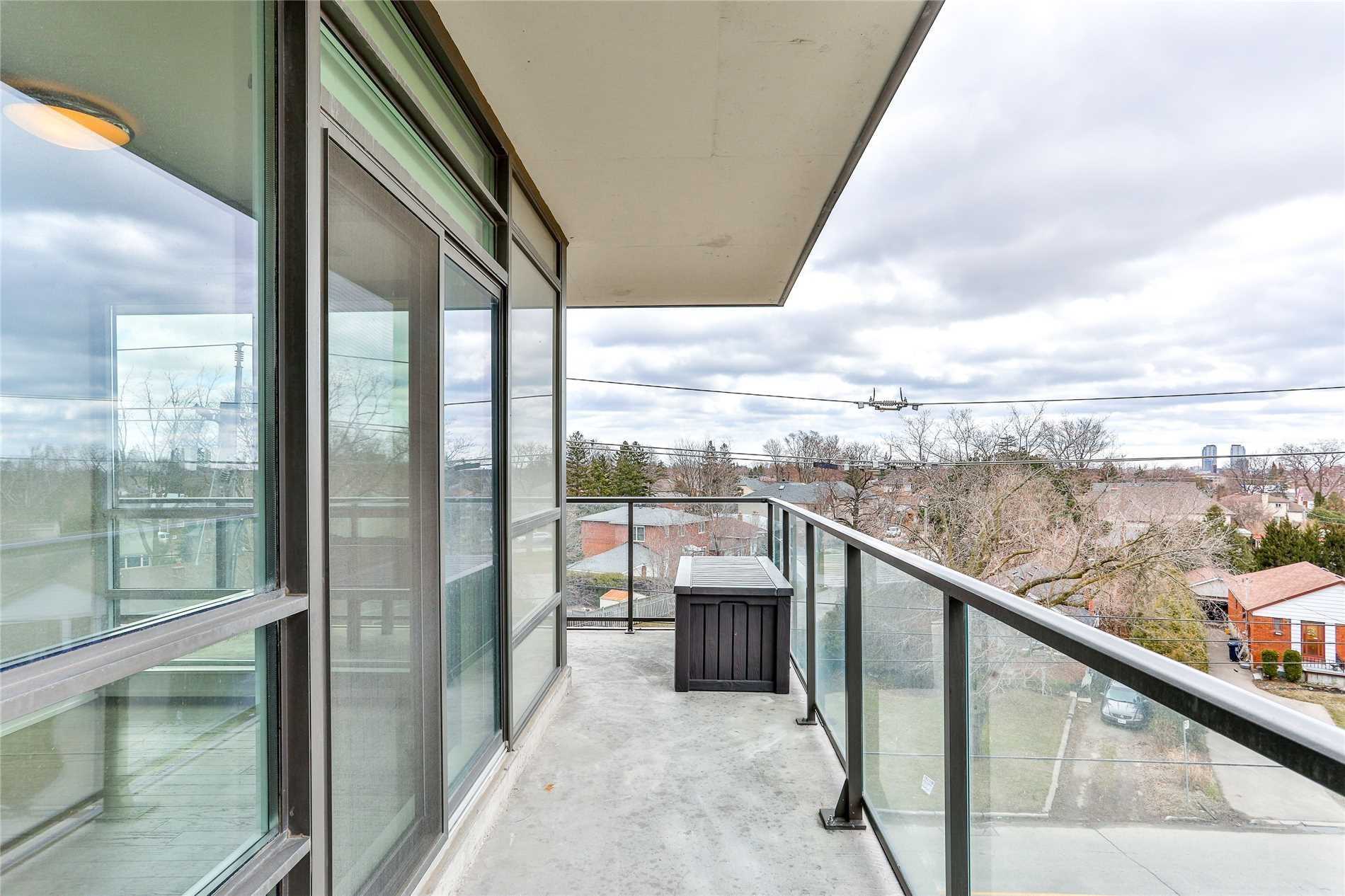 8 Fieldway Rd Unit: 401