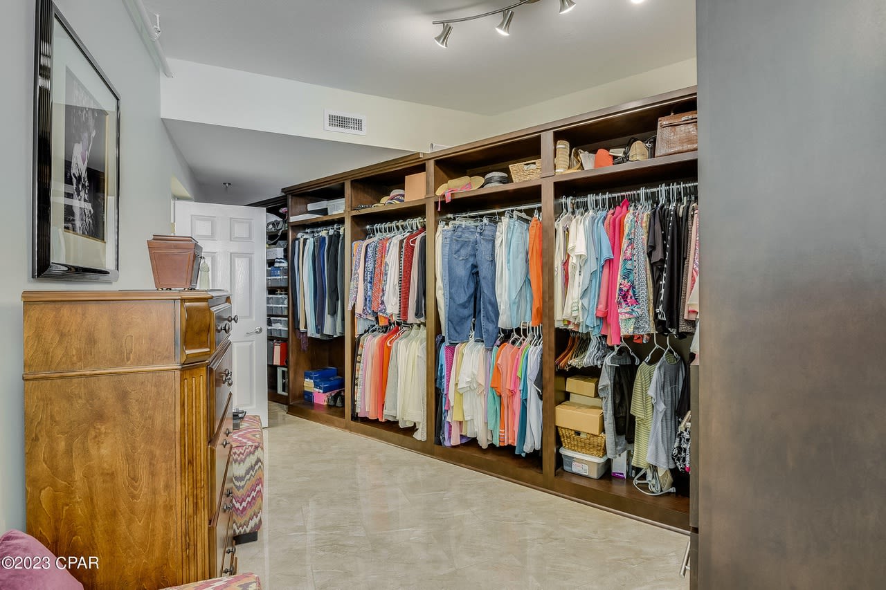 6323 THOMAS Drive Unit 802A