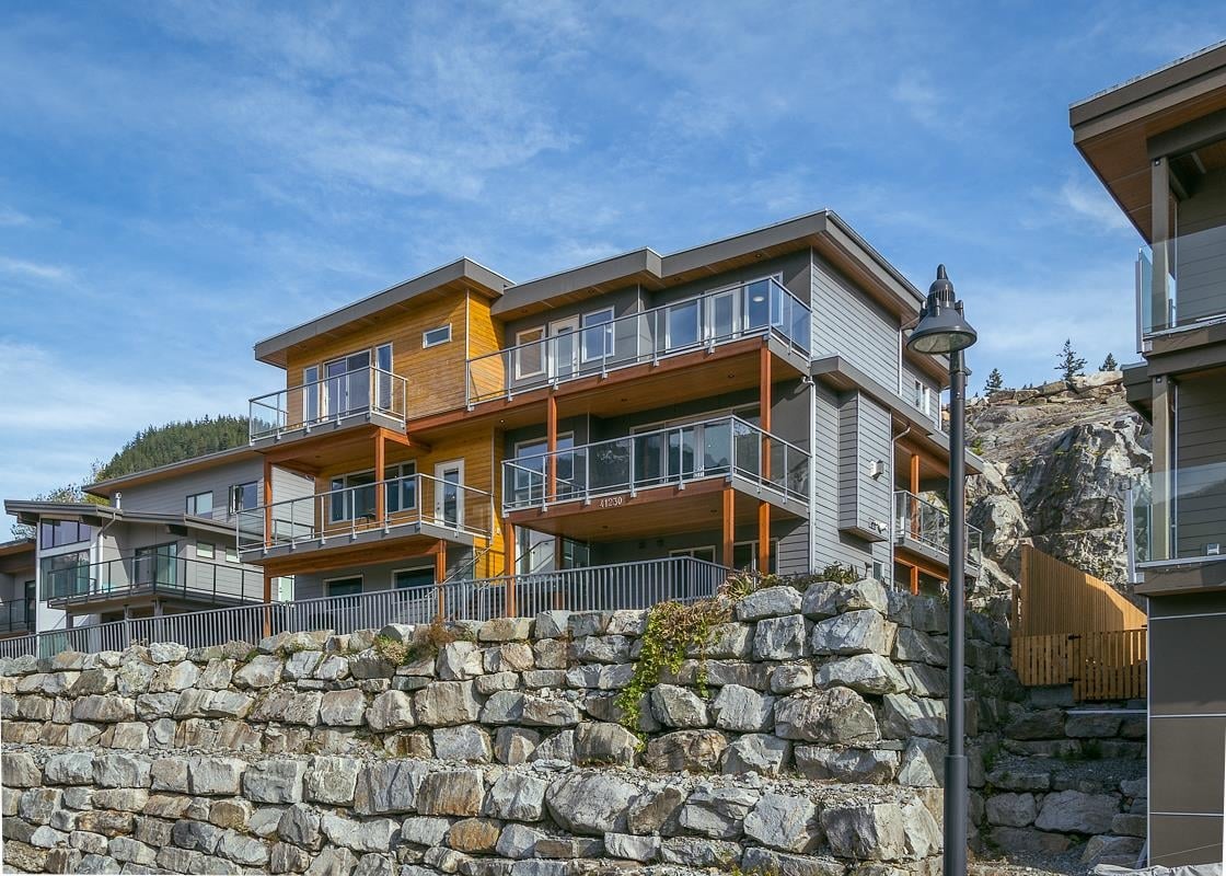 41230 Rockridge Pl