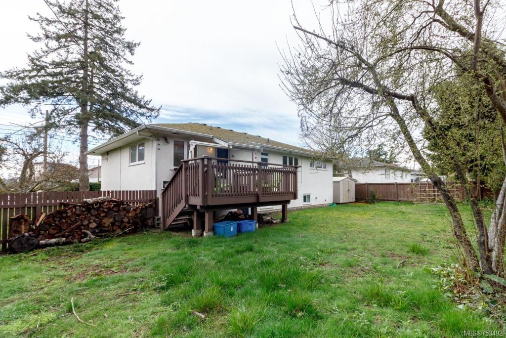 3922 Cadboro Bay Rd, Saanich