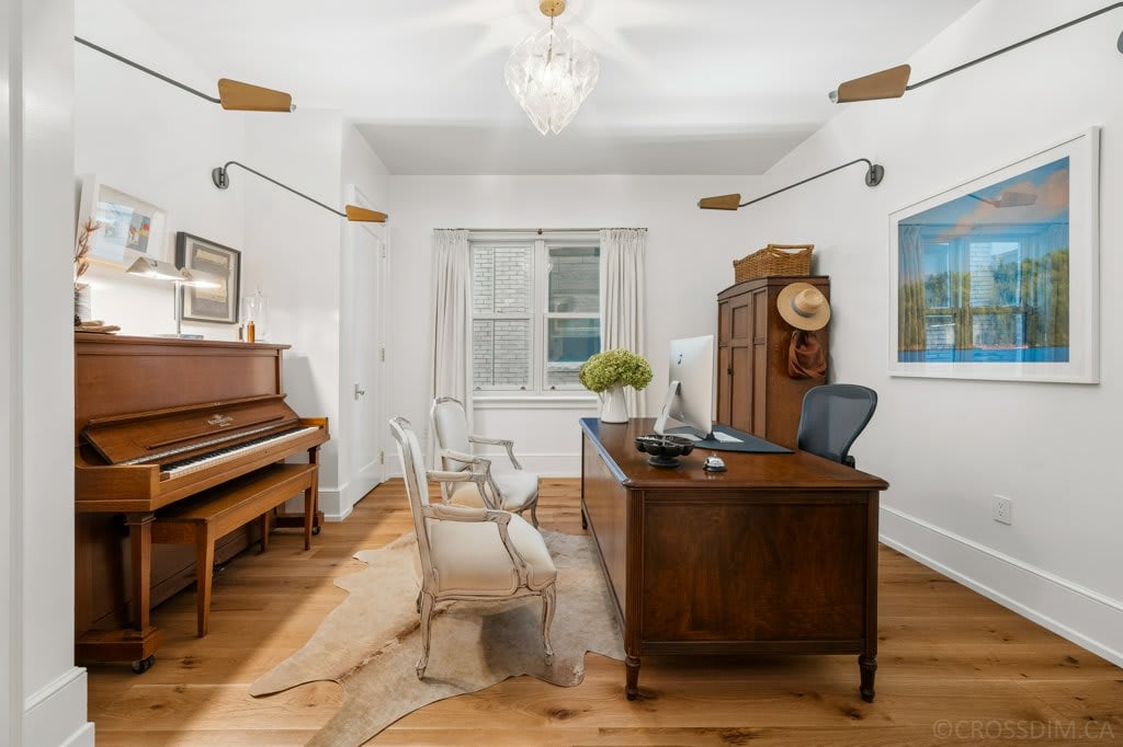 Centrally Nestled In Lytton Park