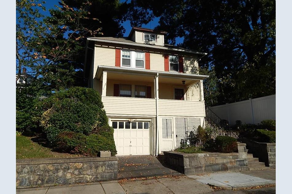 30 Rockne Ave
