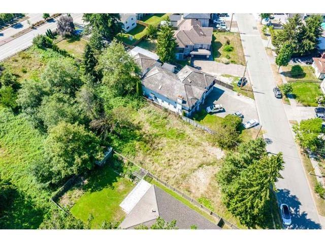 14938 92 Avenue, Surrey, BC V3R1C1