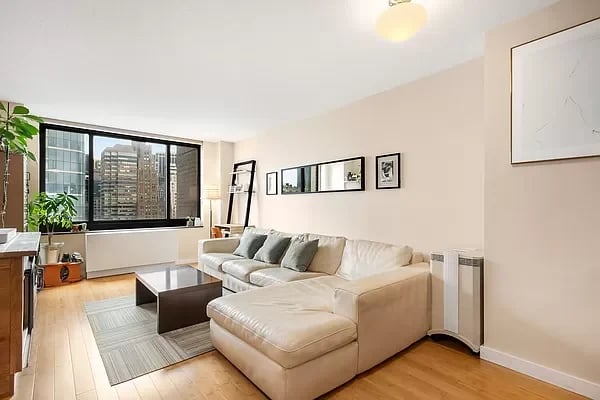 200 Rector Place Unit: 30J