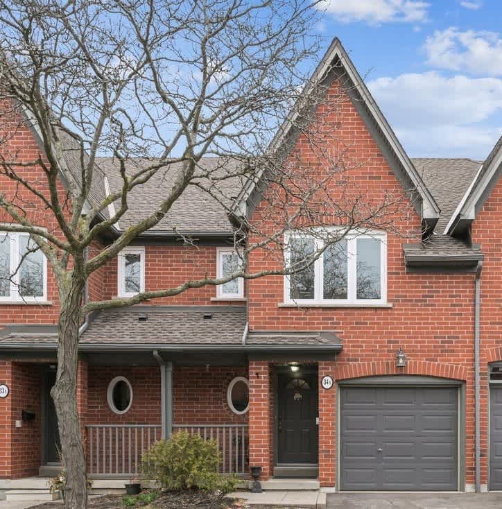 1064 Queen Street W #34A