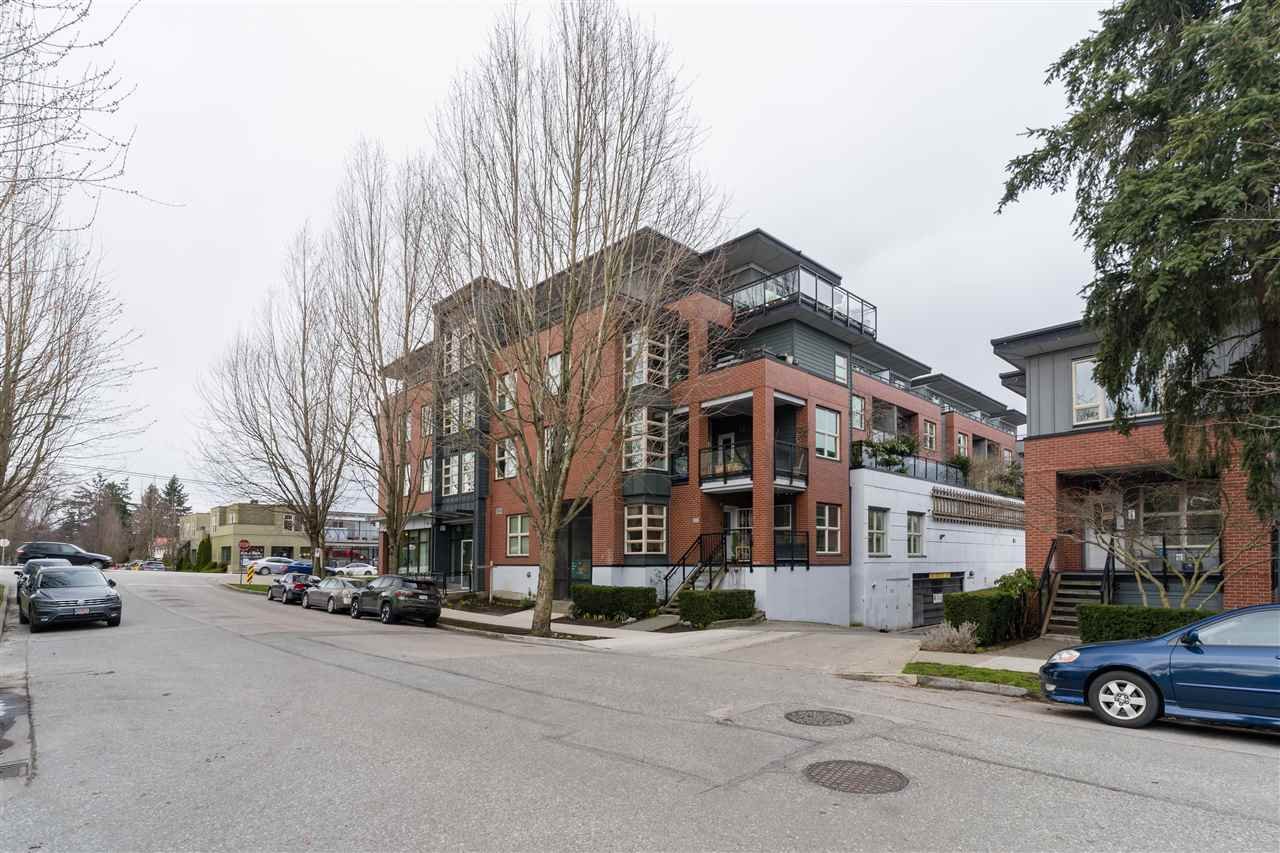 PH9-707 E 20th Ave