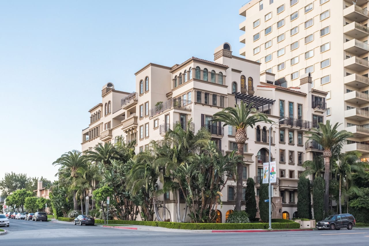 10795 Wilshire Blvd #301
