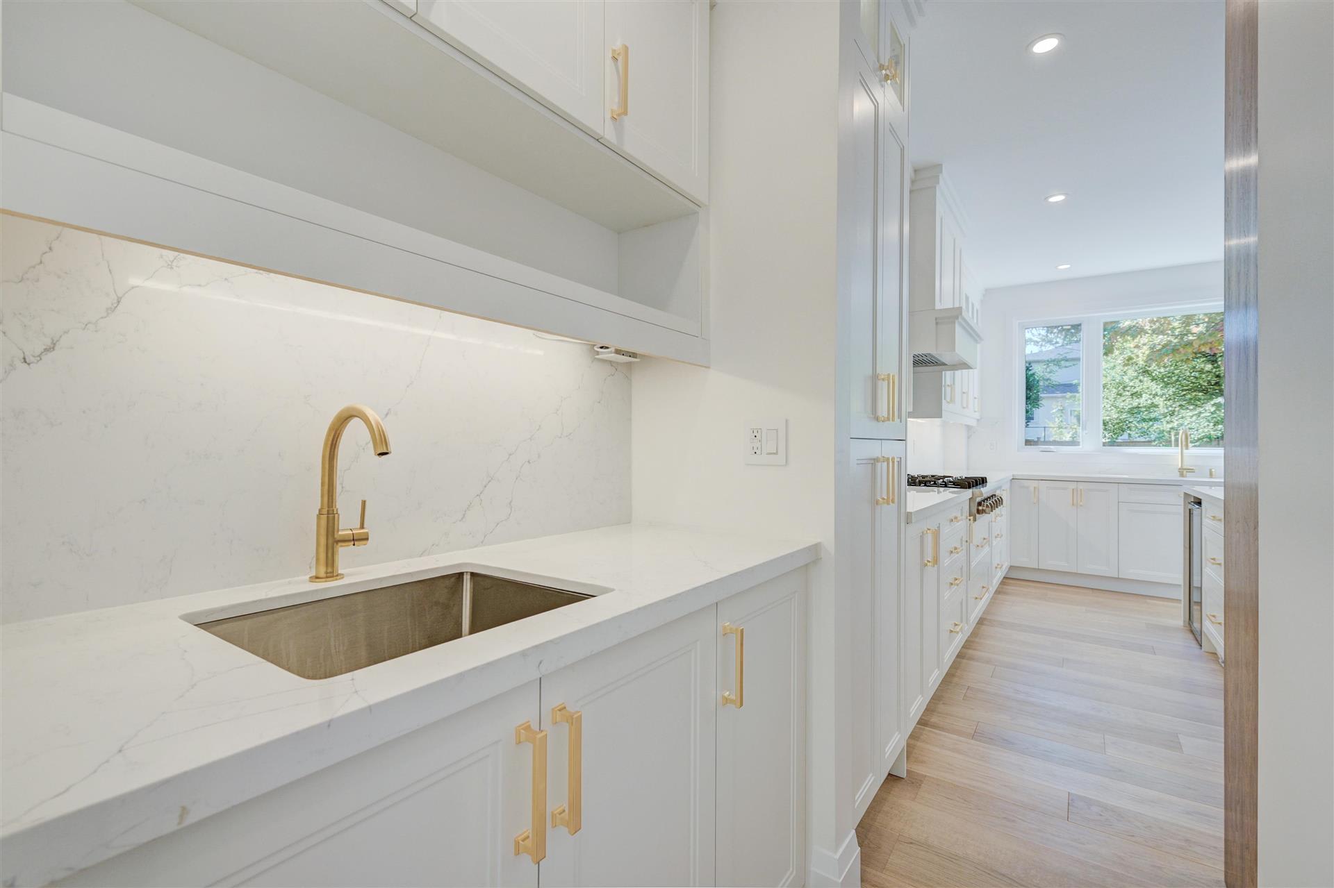 36 Brooklawn Ave