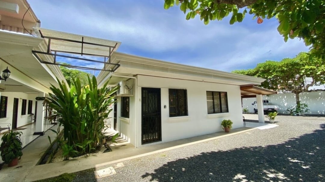 Large Multi Family Home, Jaco, Puntarenas