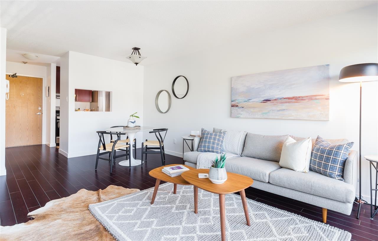 306-288 E 14th Ave