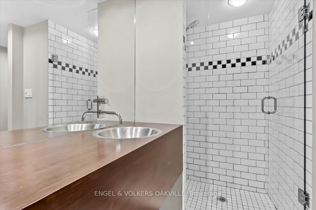 INVESTMENT PENTHOUSE LOFT 