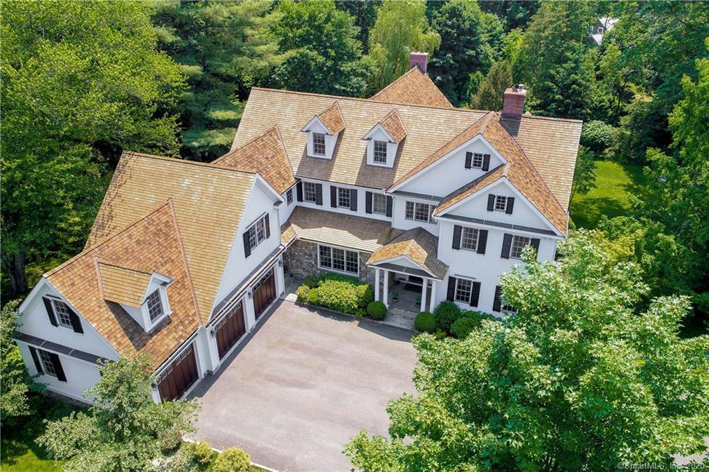 8 Hockanum Rd