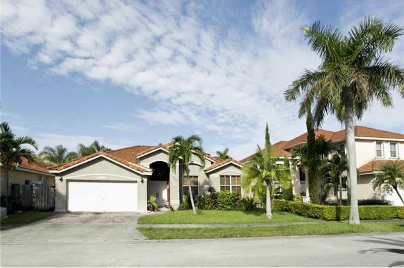 654 NW 129 Ct