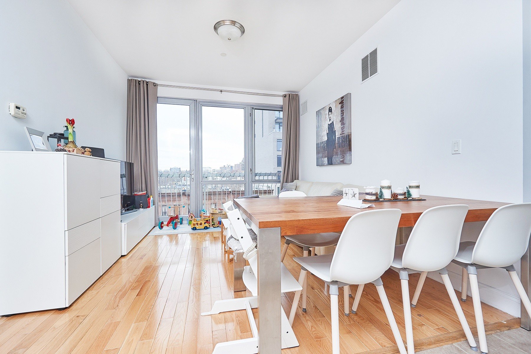 110 4th Ave, #6E