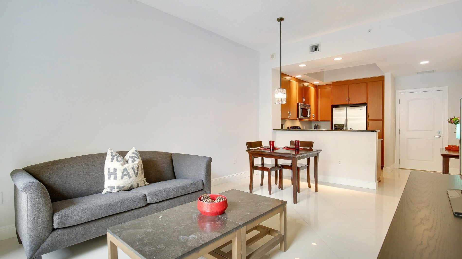 701 S Olive Ave, Apt 709