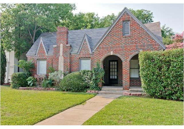 4032 Lovers Ln