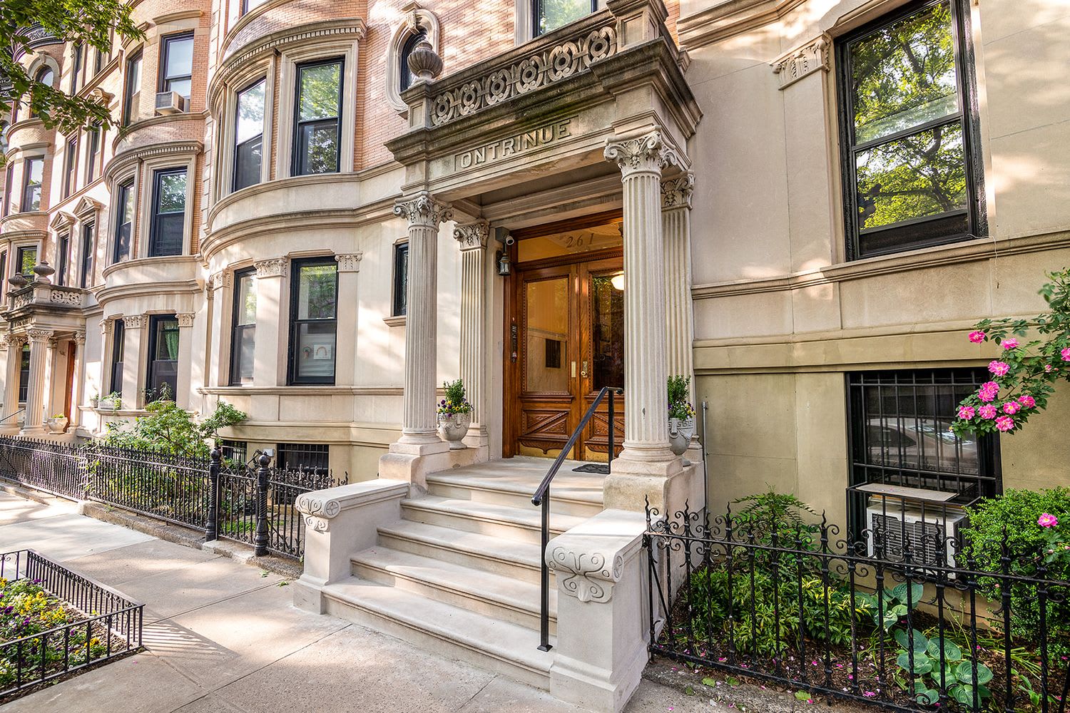 261 Garfield Pl #4