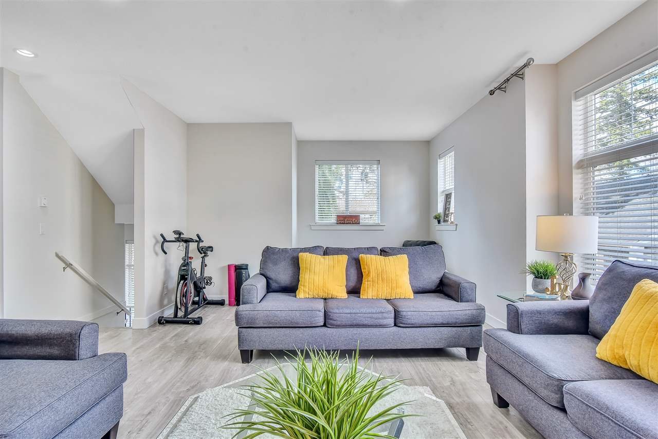 1-14377 60 Avenue, Surrey