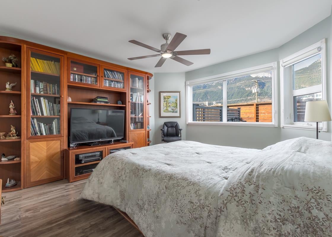 112-1466 Pemberton Ave