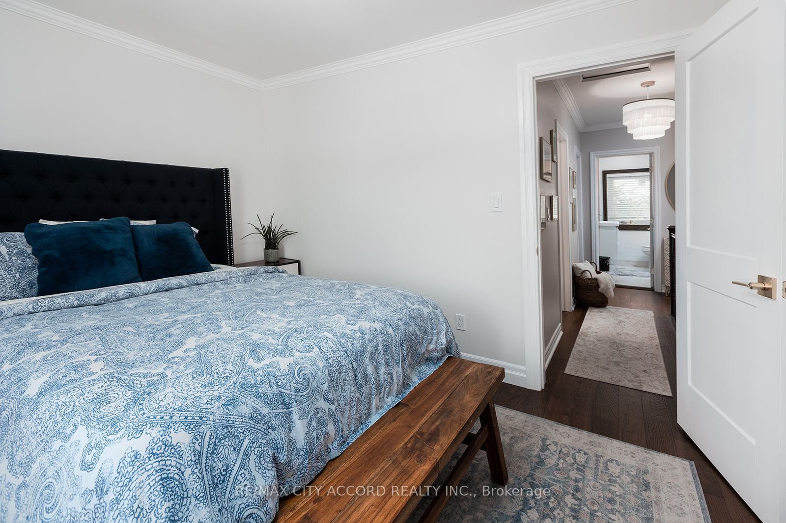 44 Bicknell Ave