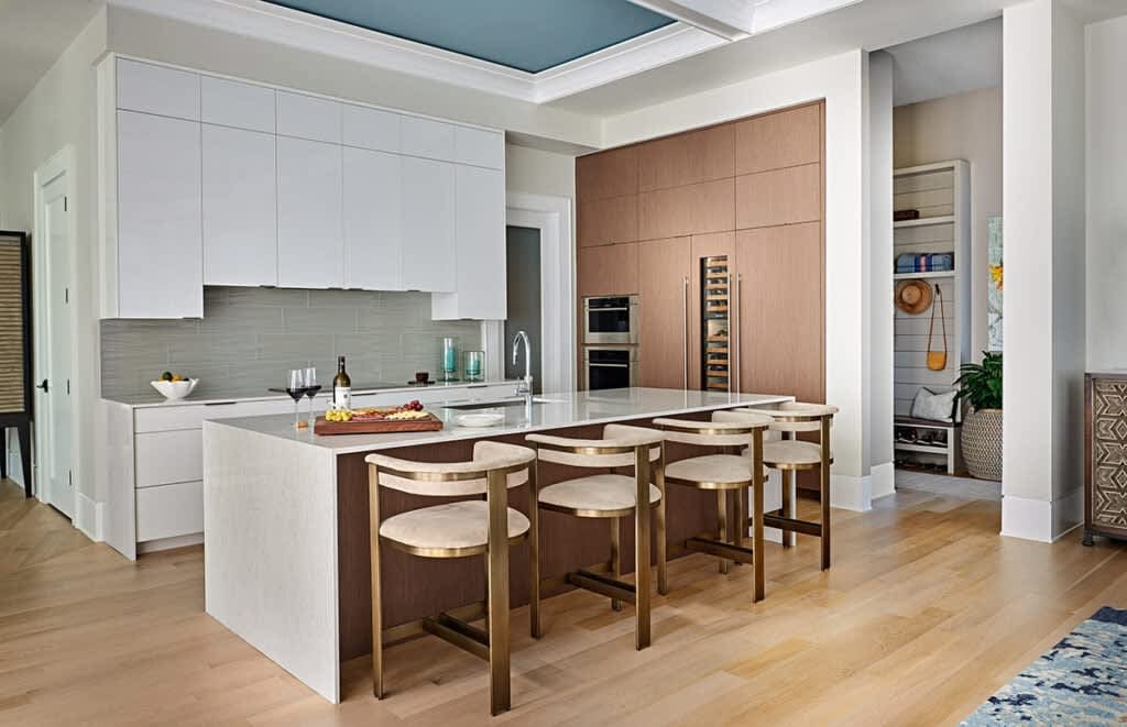 House Tour: Contemporary Coastal