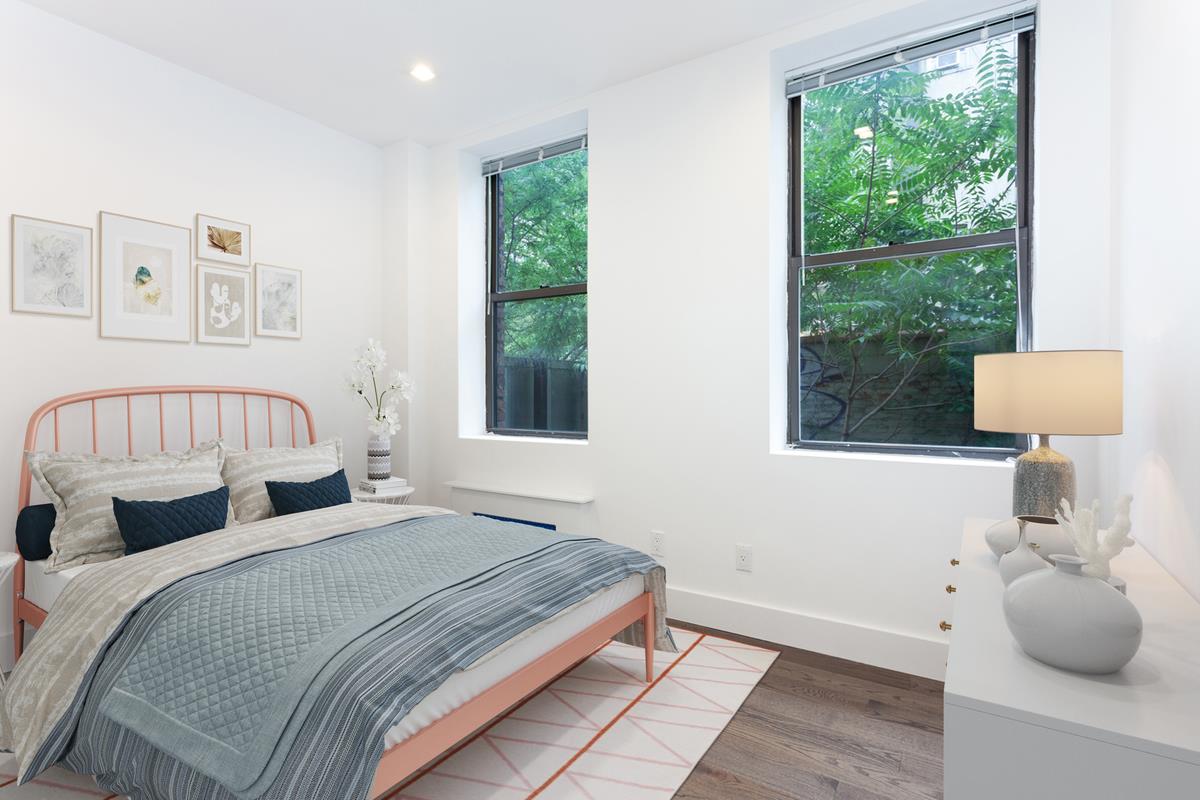 152 Thompson Street, Apt 3-B