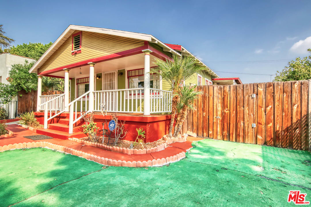 1518 North Ave 45