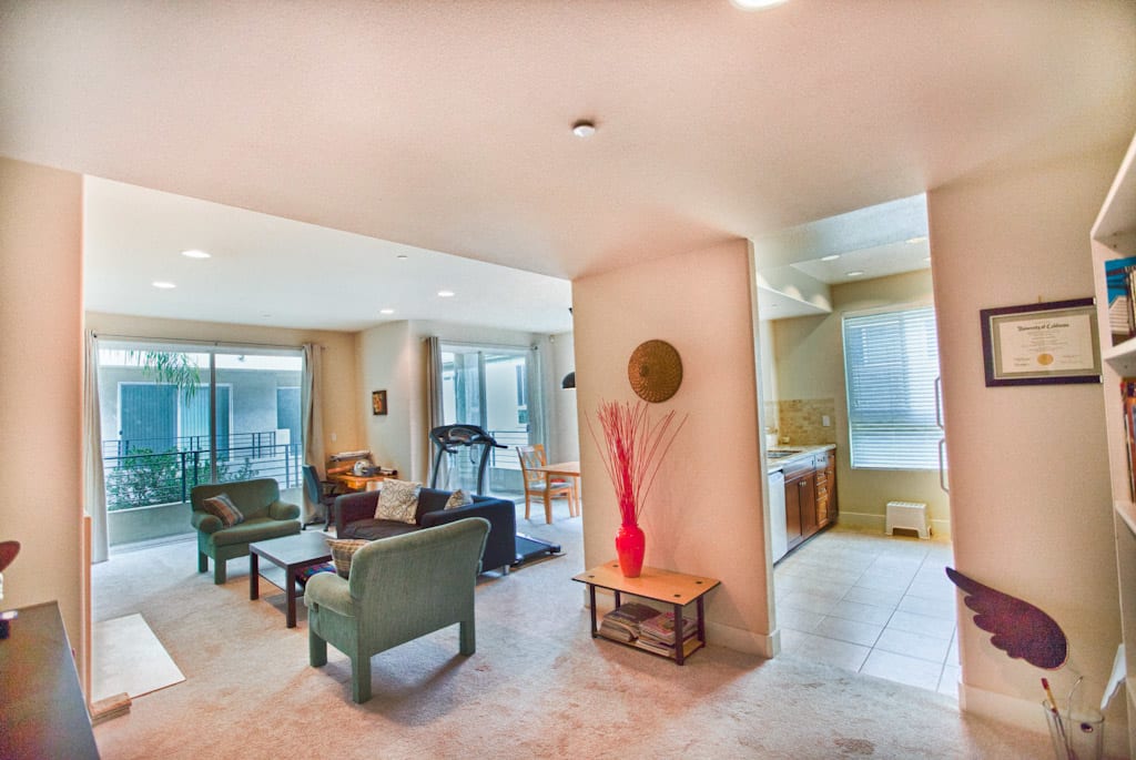 11115 Acama St 203, Studio City, CA