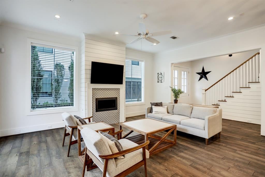 504 W Cottage St Unit A