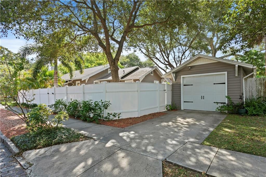 Historic Old Northeast Bungalow