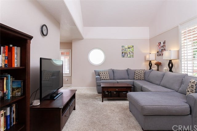 7402 Coho Dr, #107