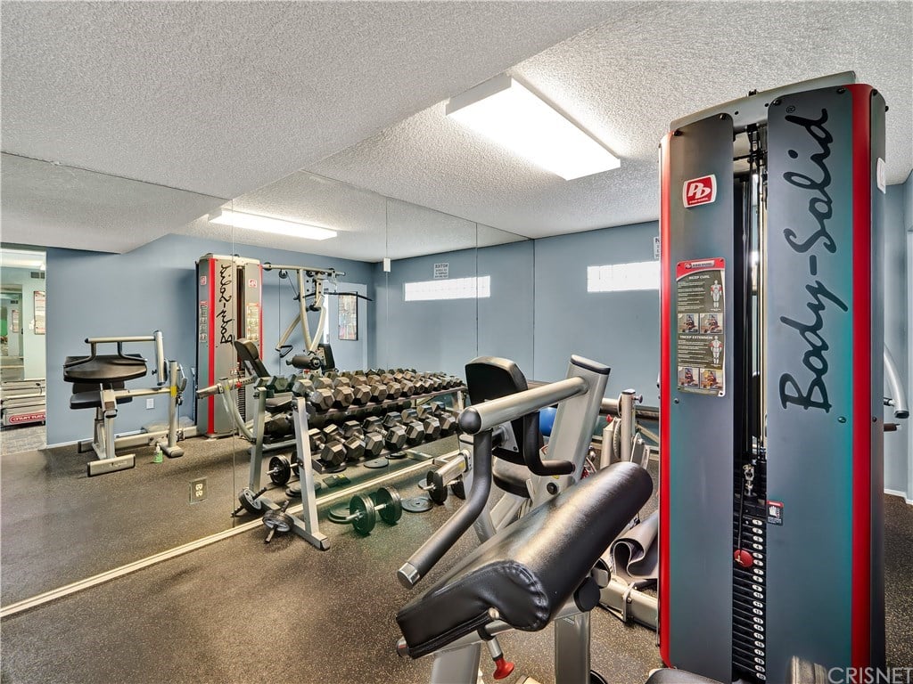 1940 N Highland Ave, #82