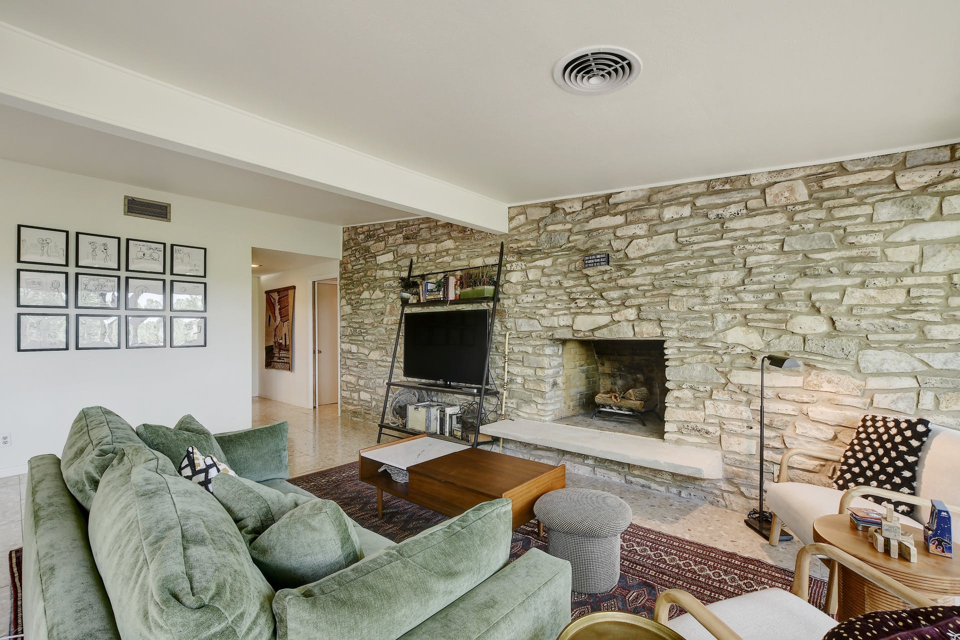 2305 Westworth Cir, Austin, Texas 78704