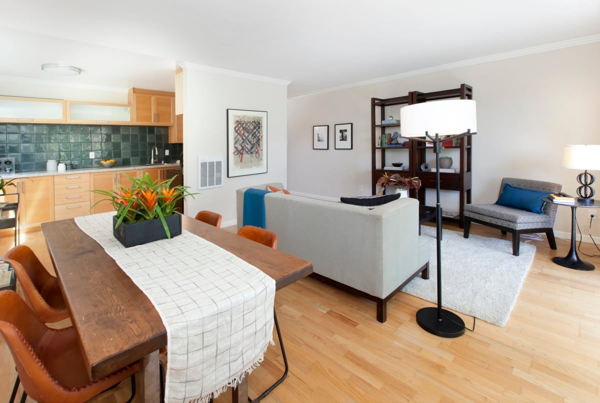 321 Warwick Ave, #102