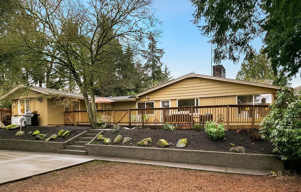 4233 83rd Ave SE