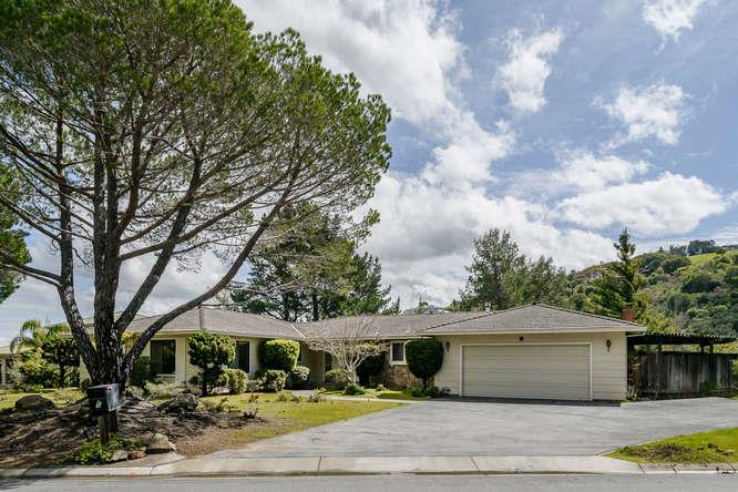 5 Lohoma Ct