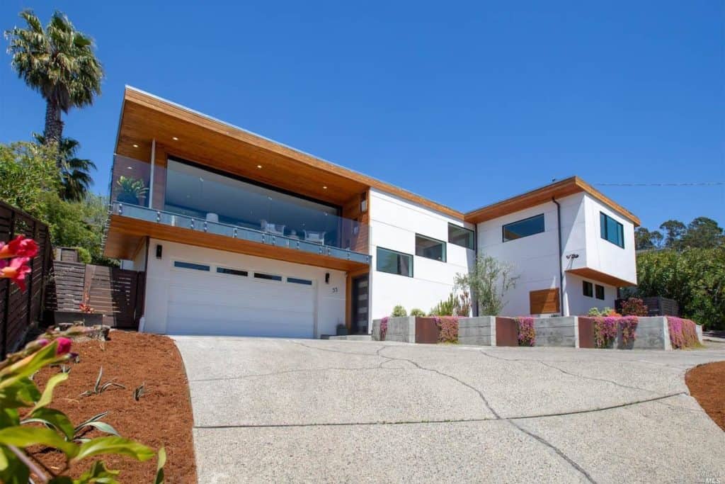 55 Broadview Dr