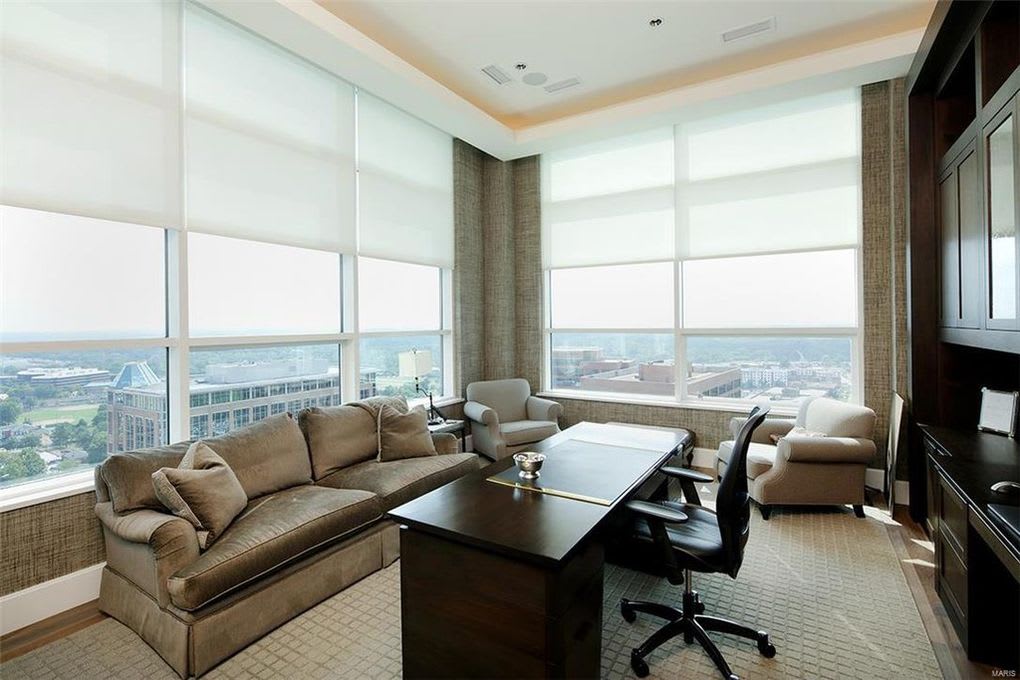 A Stylish Clayton Penthouse 