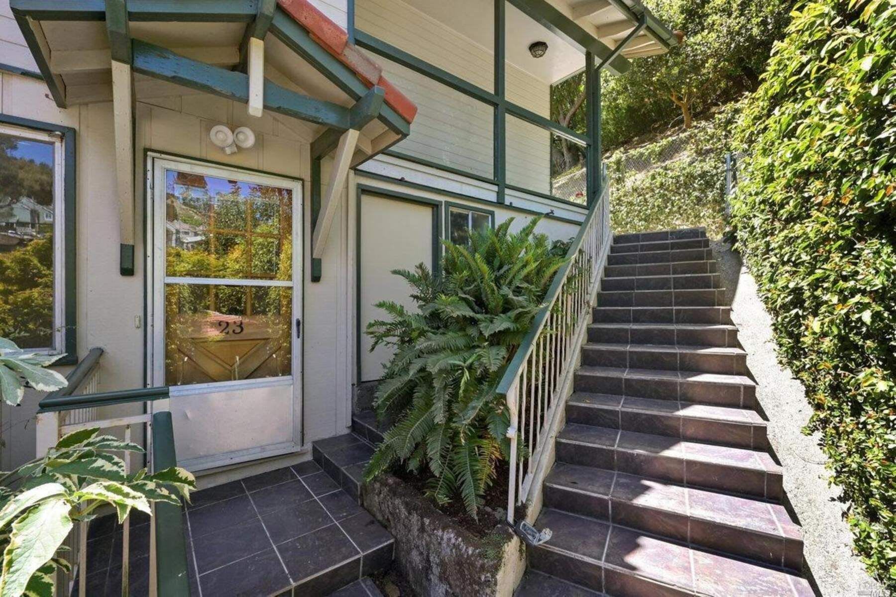 23-25 Buckelew St
