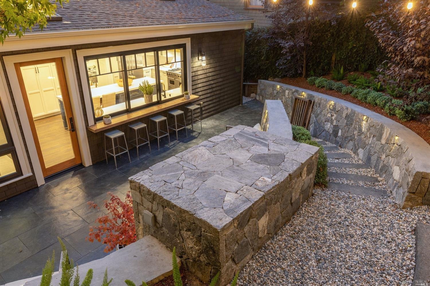 44 Bayview Avenue