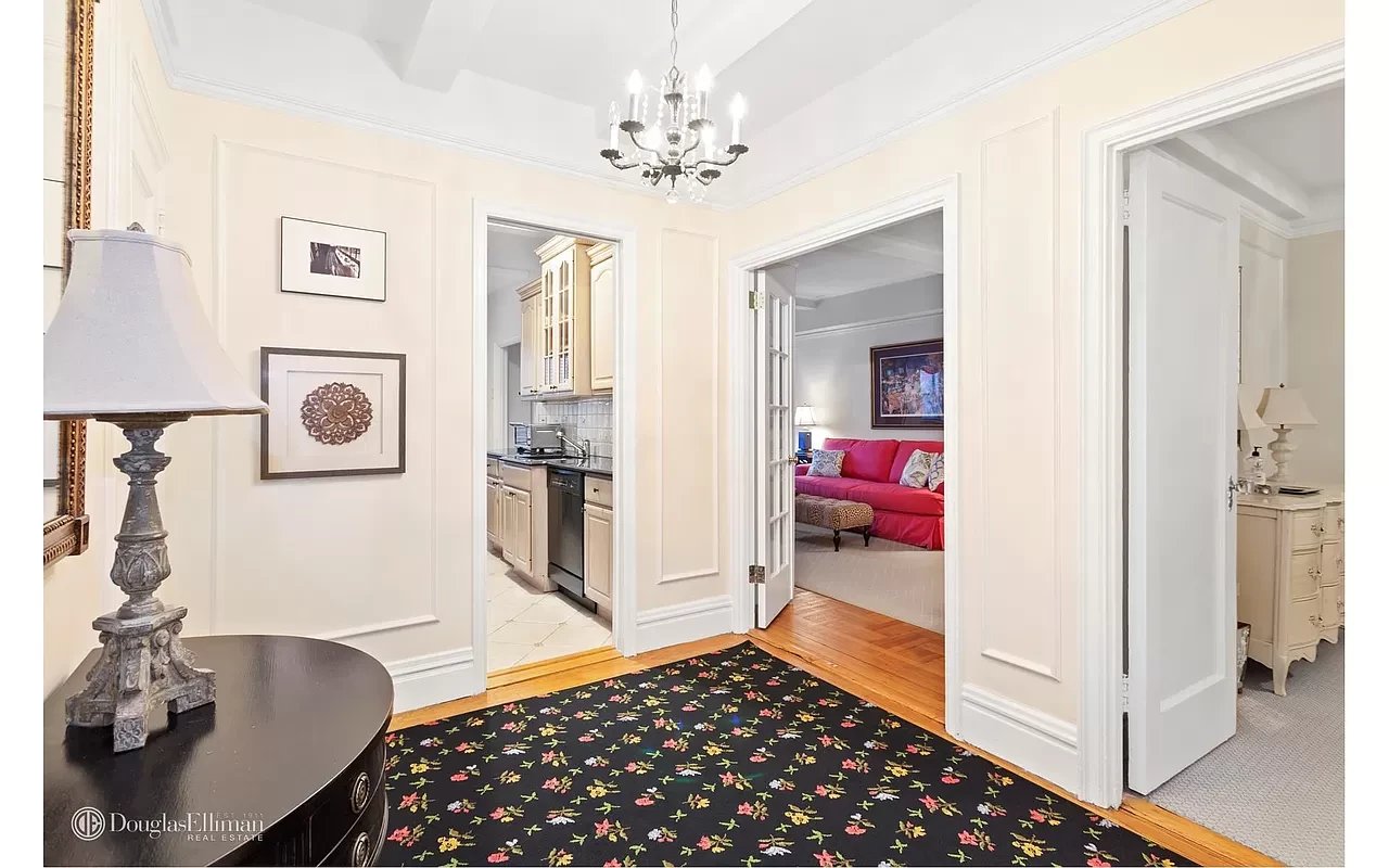 155 East 93rd Street Unit: 7A