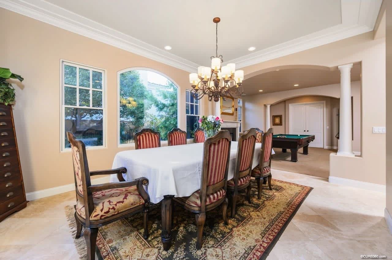 5717 Meadows Del Mar