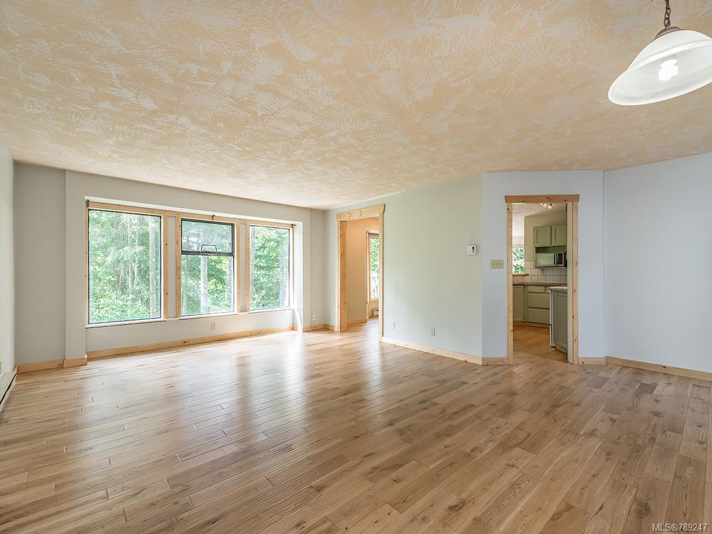 546 Caleb Pike Rd