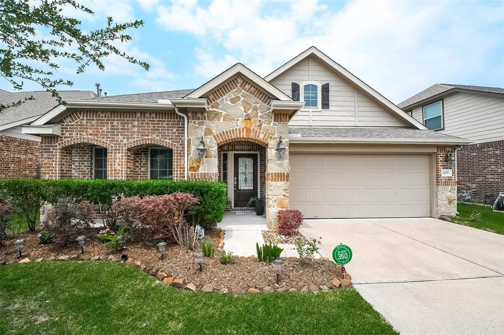 3115 Sherbrooke Canyon Ln