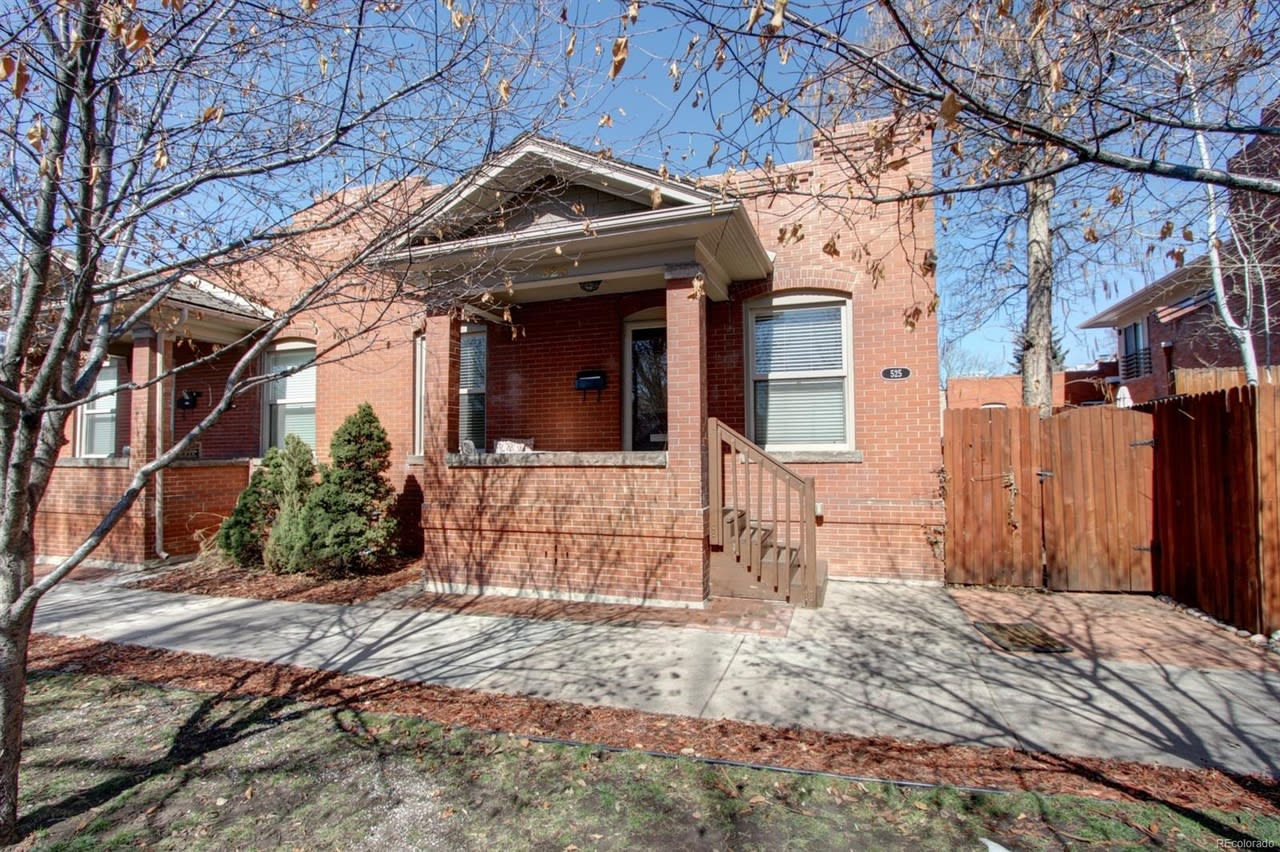 525 E Center Ave