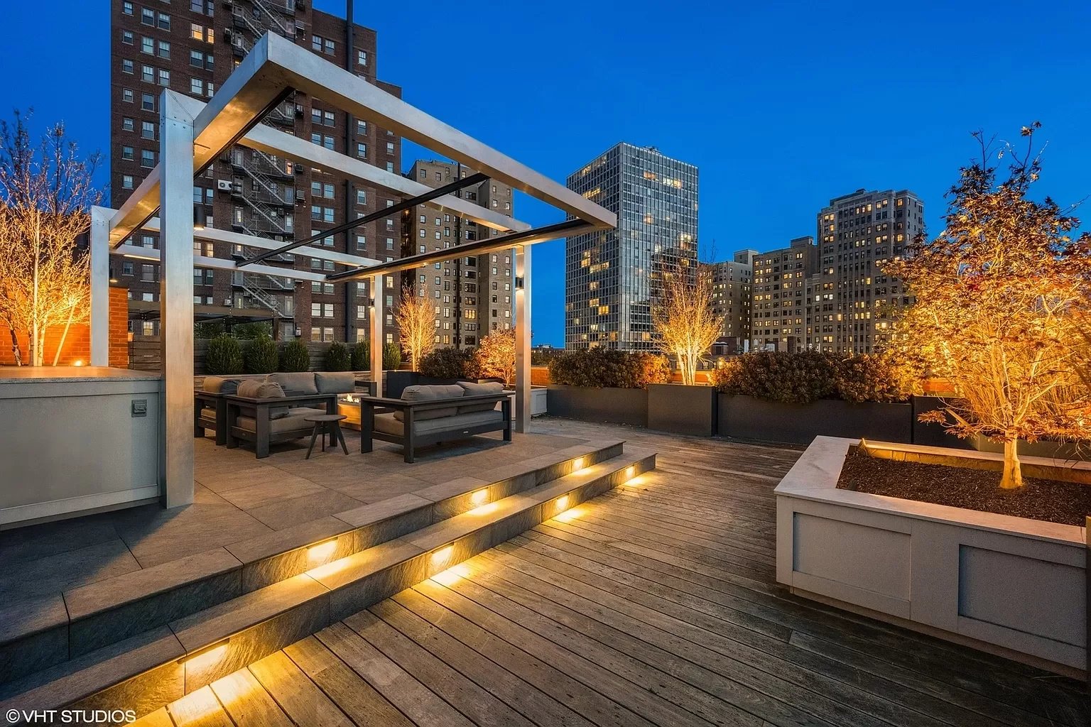 445 W Arlington, Unit 4W