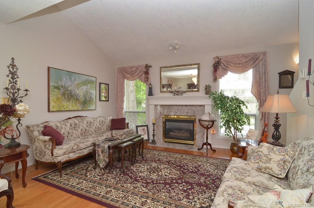 3985 Blenkinsop Rd