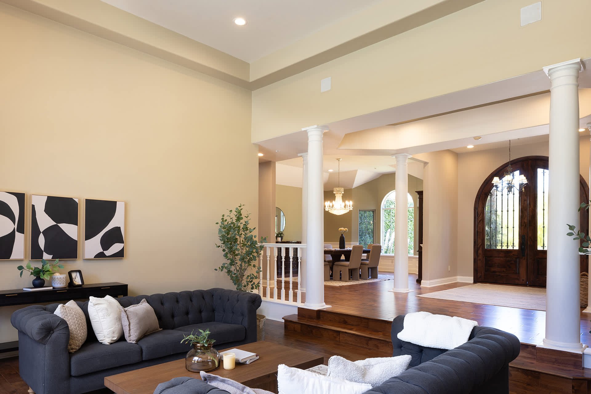 Stunning Equestrian Estate - 6 Sleepy Hollow Dr