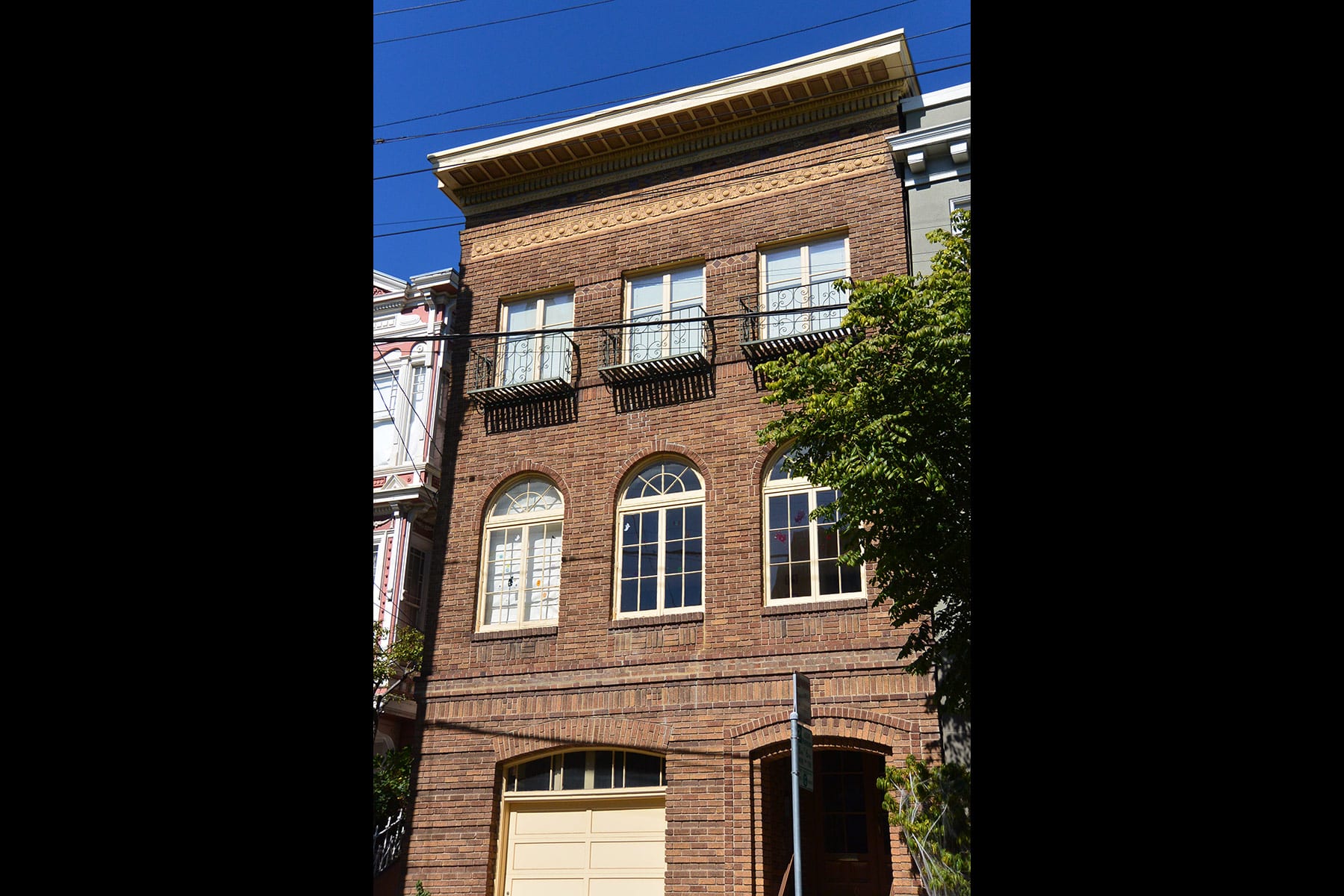 2918-2920 Jackson Street