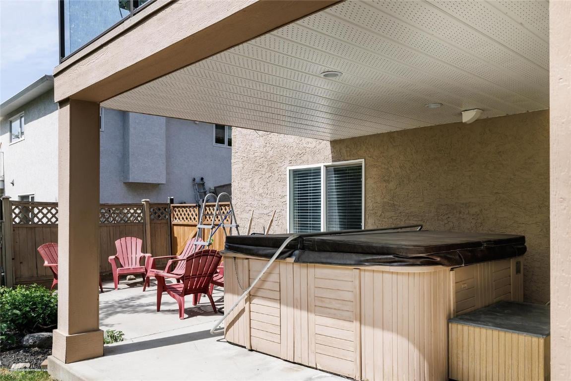 1139 Caledonia Wy